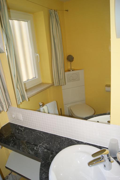 Haus Mirabell Bad Füssing Quarto foto
